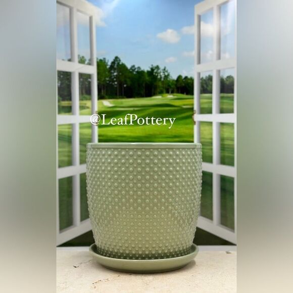 Sherley Sage (LG) Ceramic Planter Pot with Saucer Attached - Picture 1 of 9